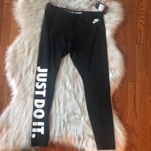 💫Nike “Just Do It” Black Workout Legging💫